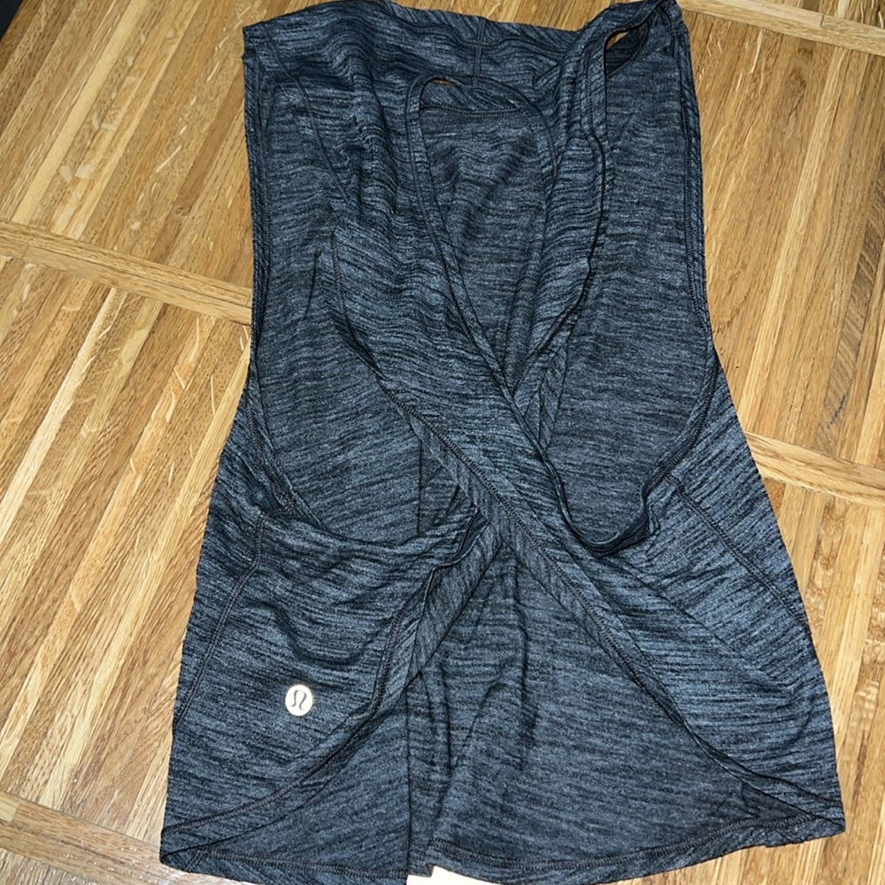 NEW without tags - lululemon Criss cross open back tank super rare